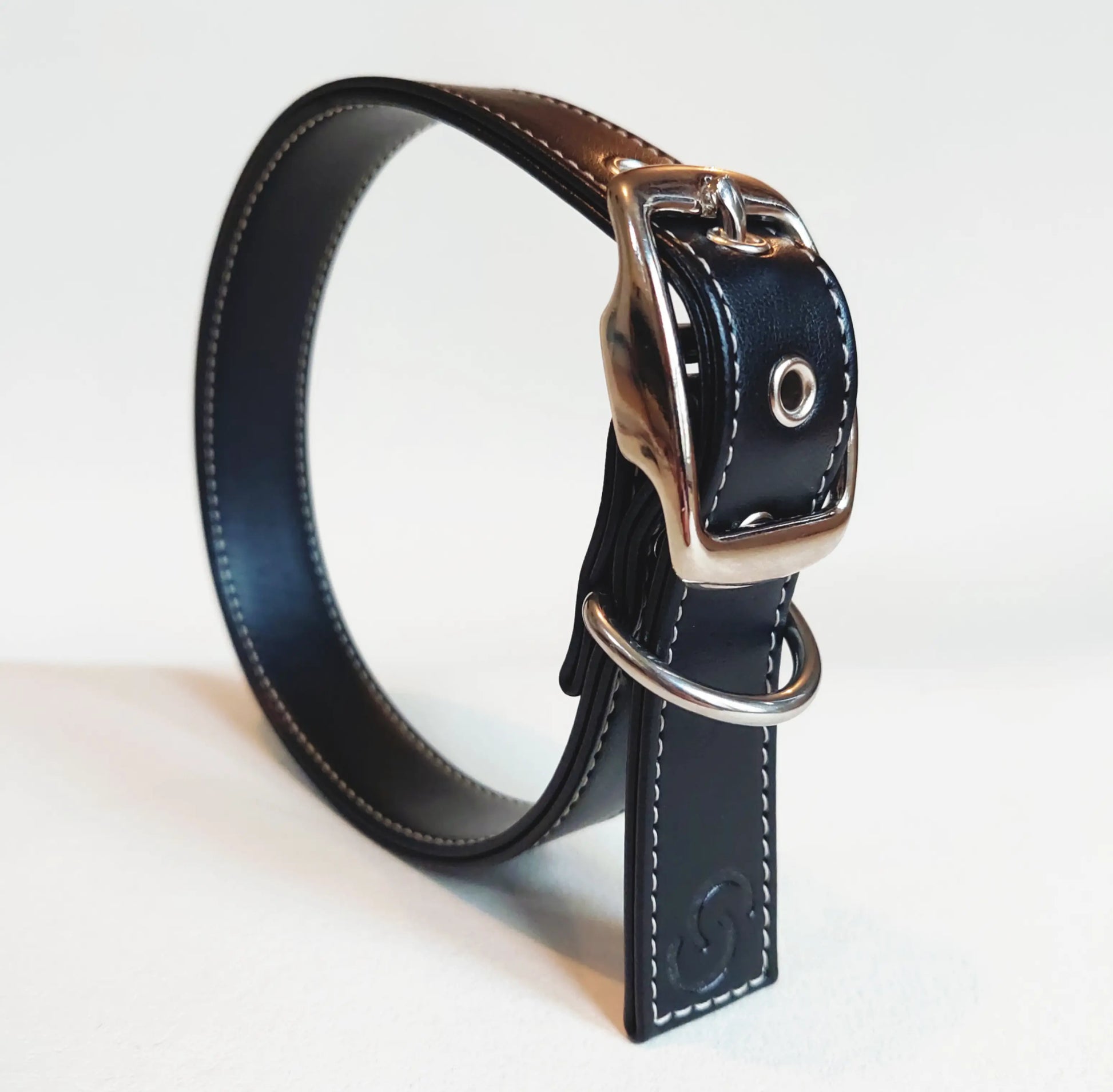 Black Collar SKYLOS COLLECTIVE