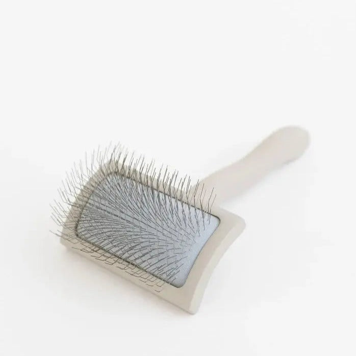 Everyday Slicker Brush - Fluffy Collective