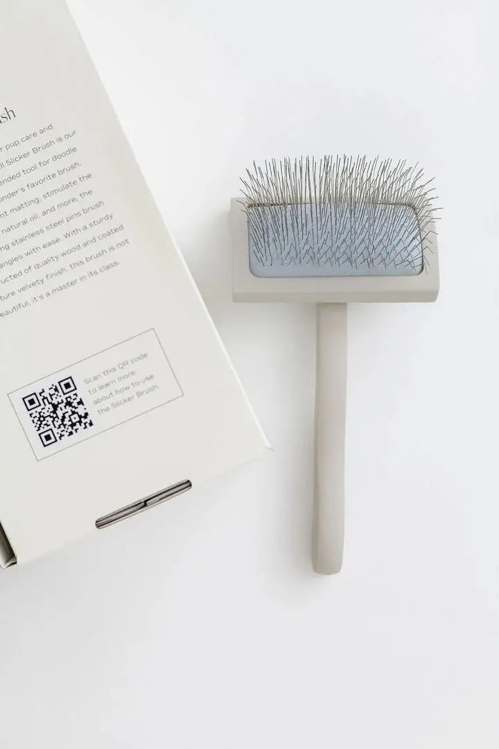 Everyday Slicker Brush - Fluffy Collective