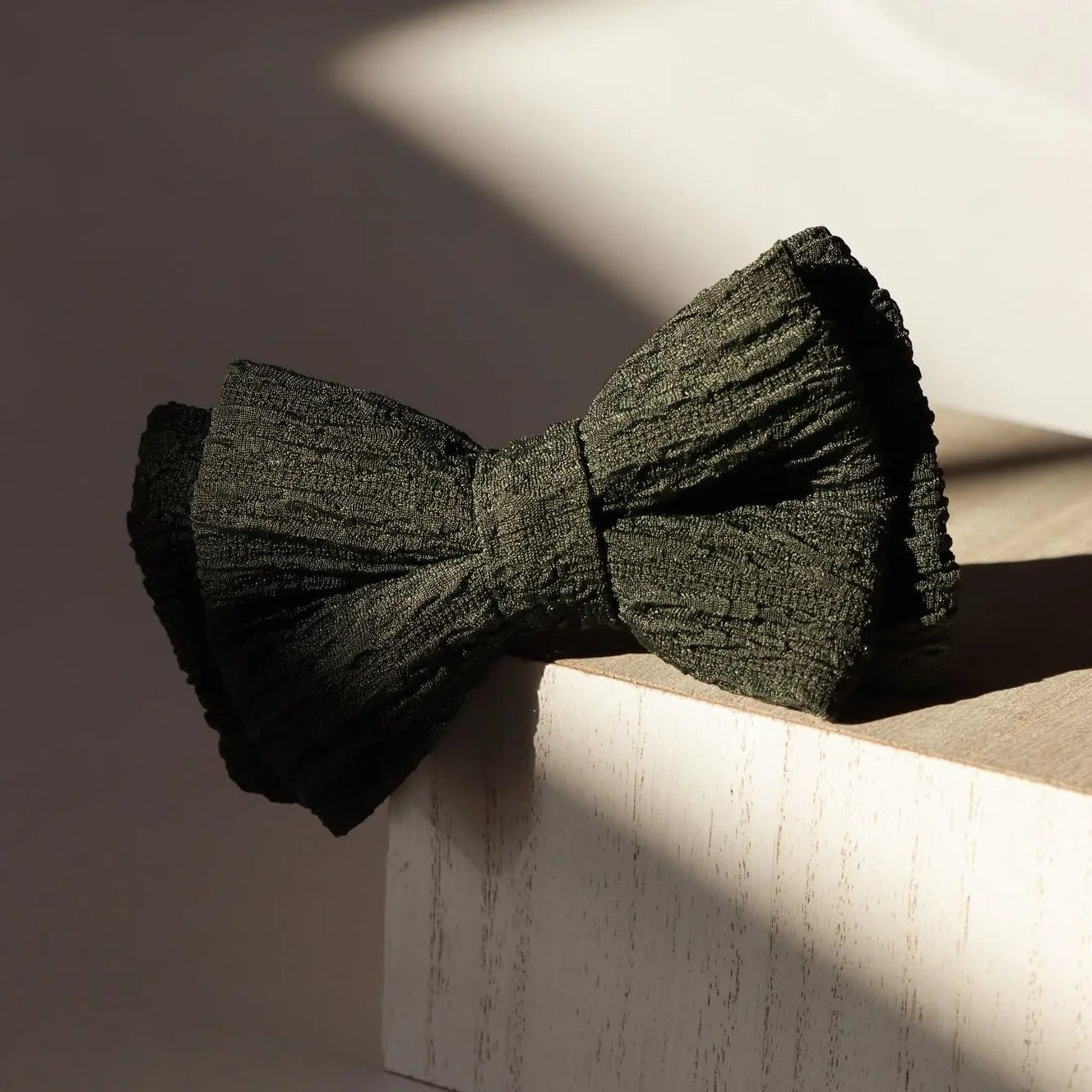 Sylvan Bow Tie COSETTE