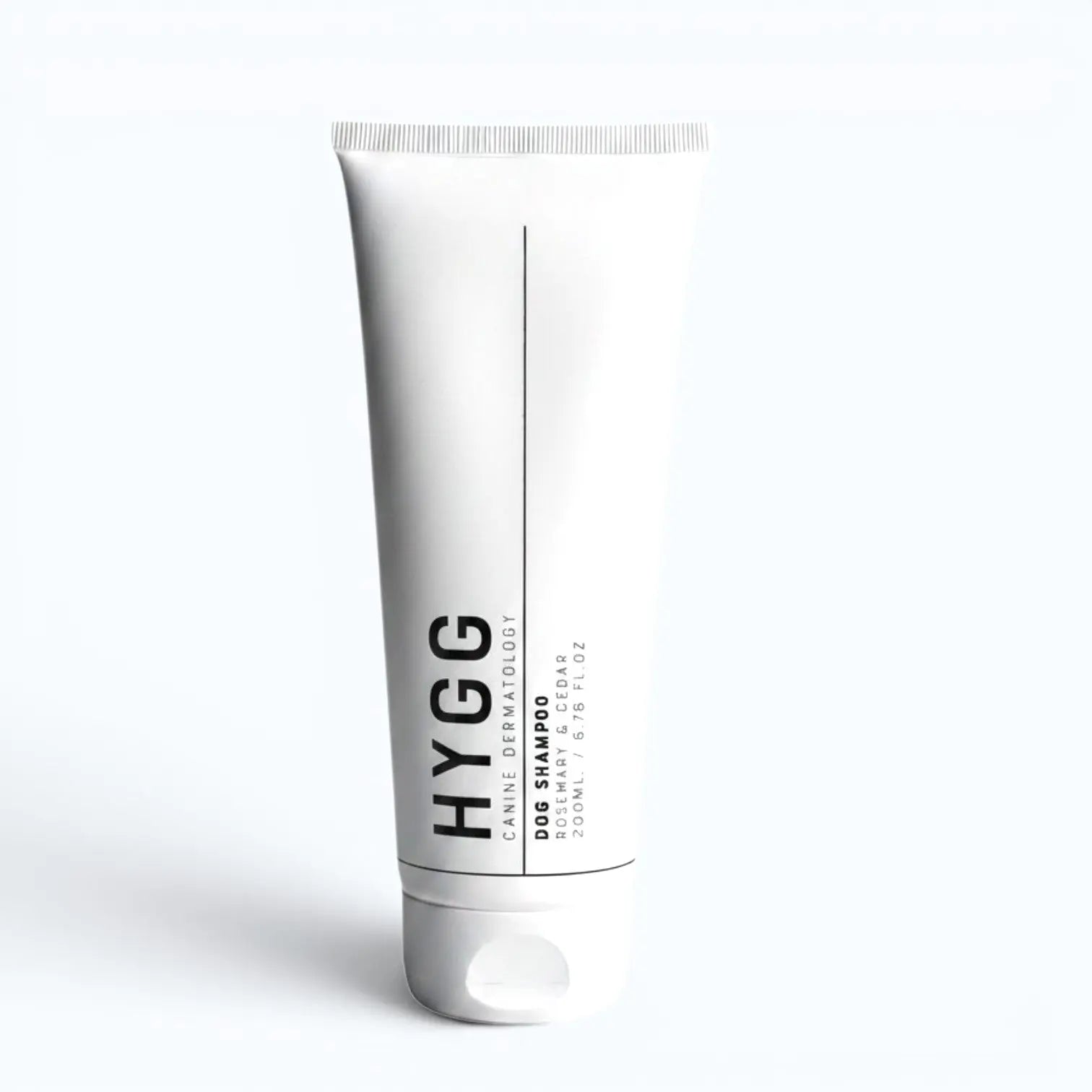 Hygg Dog Shampoo Rosemary & Cedar – shampoo bottle product shot, rosemary and cedar scent