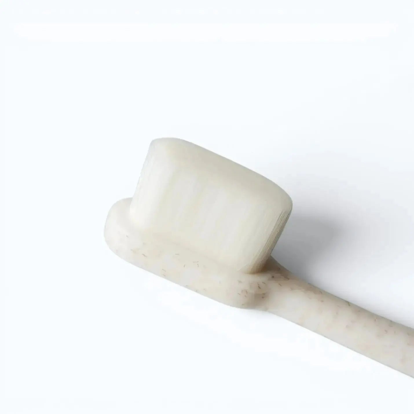 Wag & Bright Puppy Polisher Toothbrush S – bamboo dog toothbrush handle detail, S size